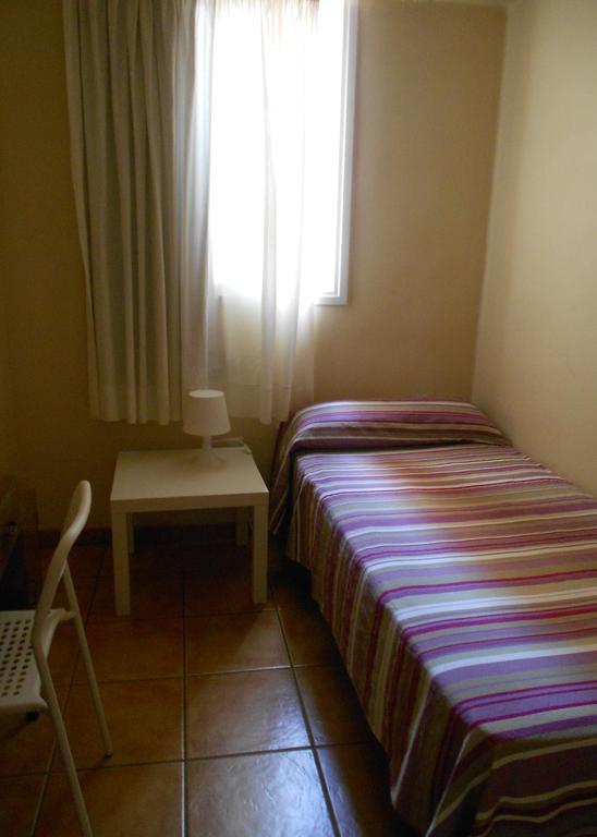 Pension Mova Santa Cruz de Tenerife Room photo