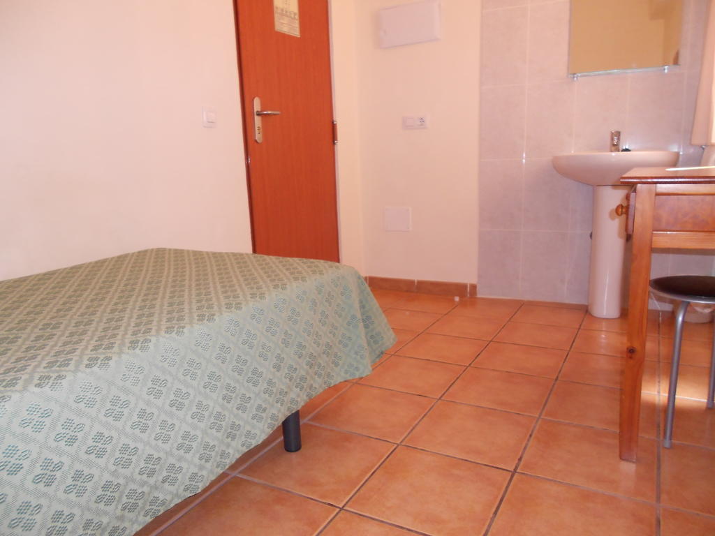 Pension Mova Santa Cruz de Tenerife Room photo