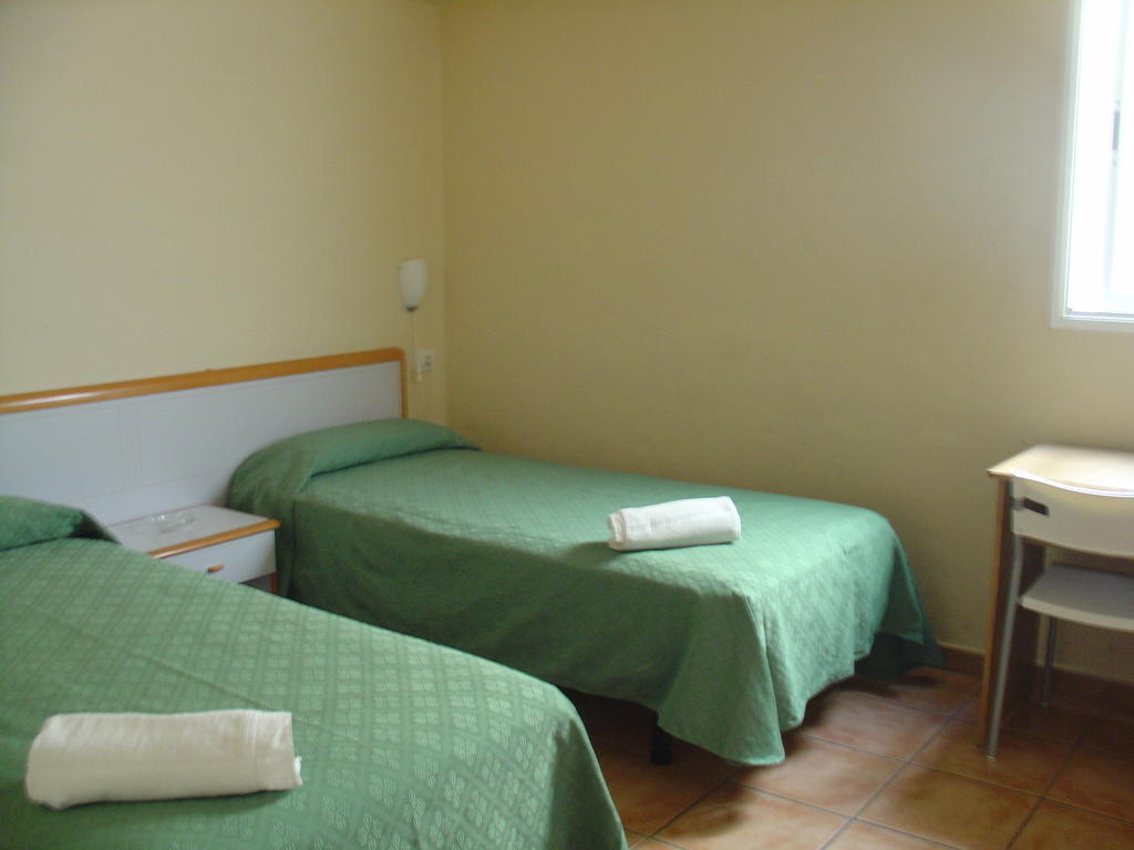 Pension Mova Santa Cruz de Tenerife Room photo