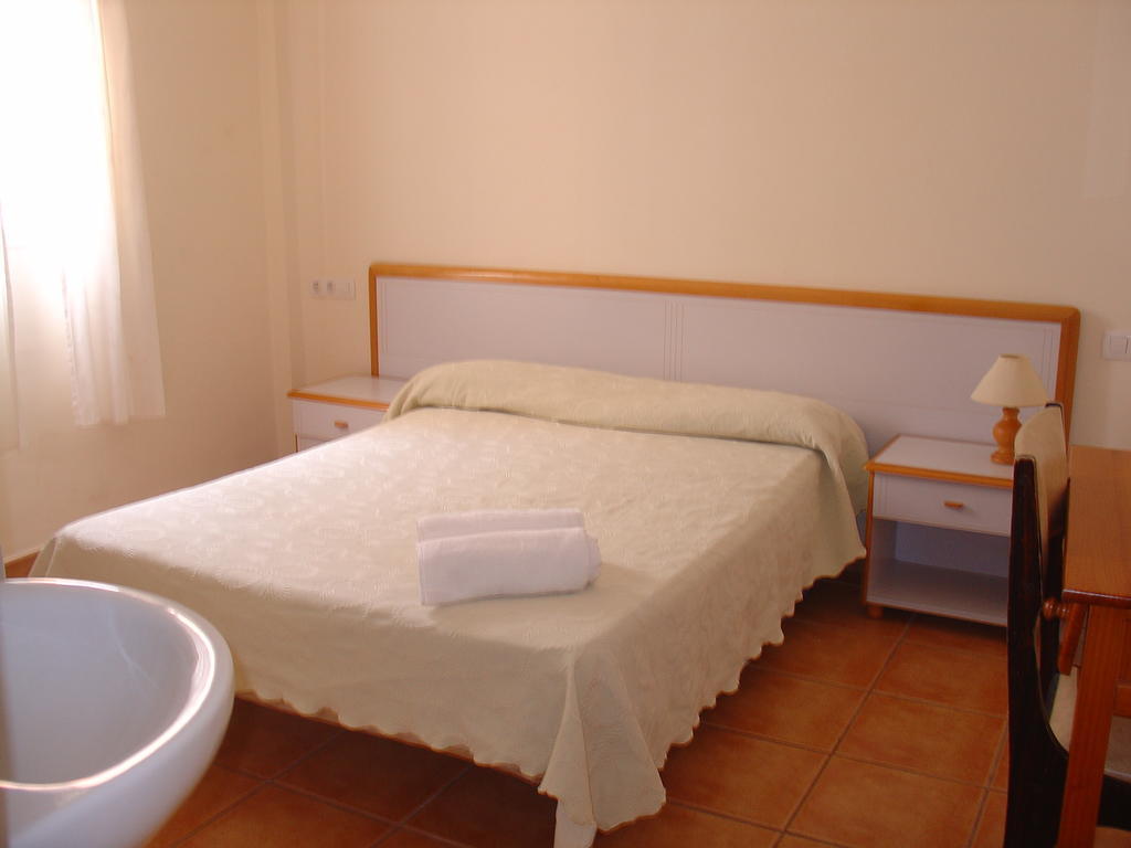 Pension Mova Santa Cruz de Tenerife Room photo
